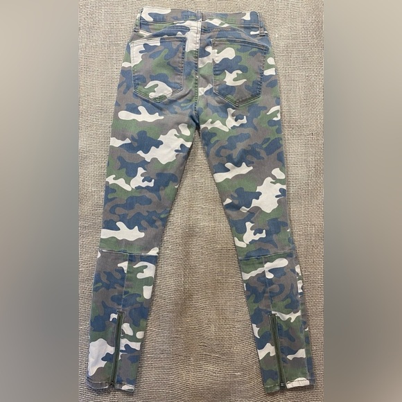 Gap Mid-Rise 1969 Camo True Skinny Jeans, Size 25, Zip Back Ankles, Pockets - Picture 2 of 8
